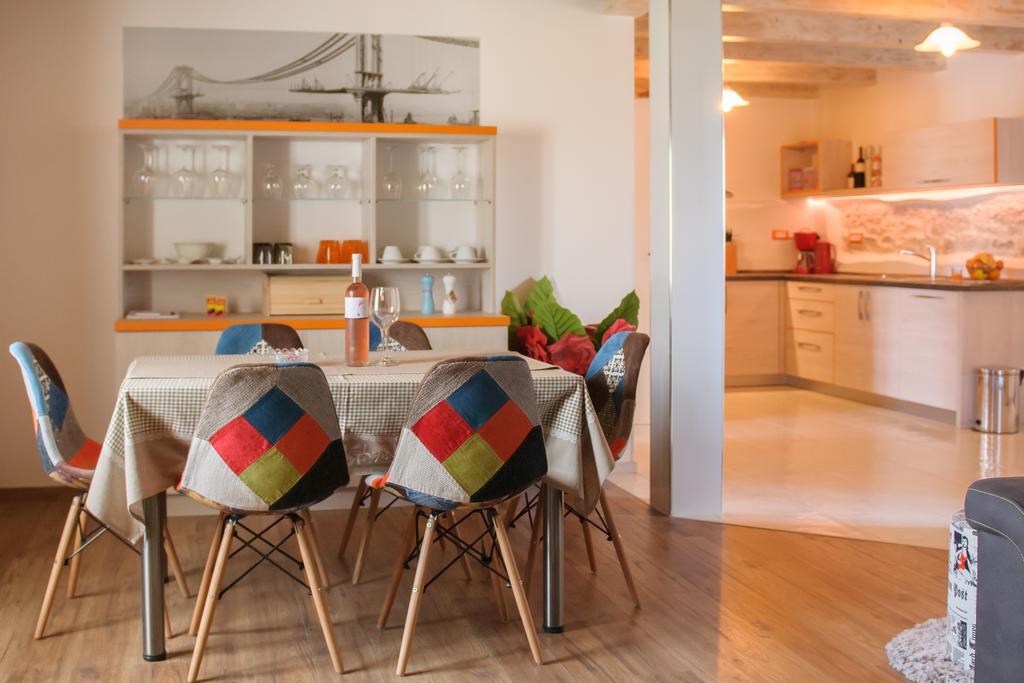 Apartments Borgo 8 Tar-Vabriga エクステリア 写真